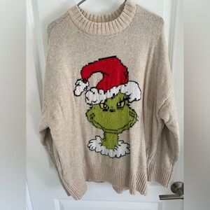 American Eagle Outfitters Cream and Black Knit Sweater